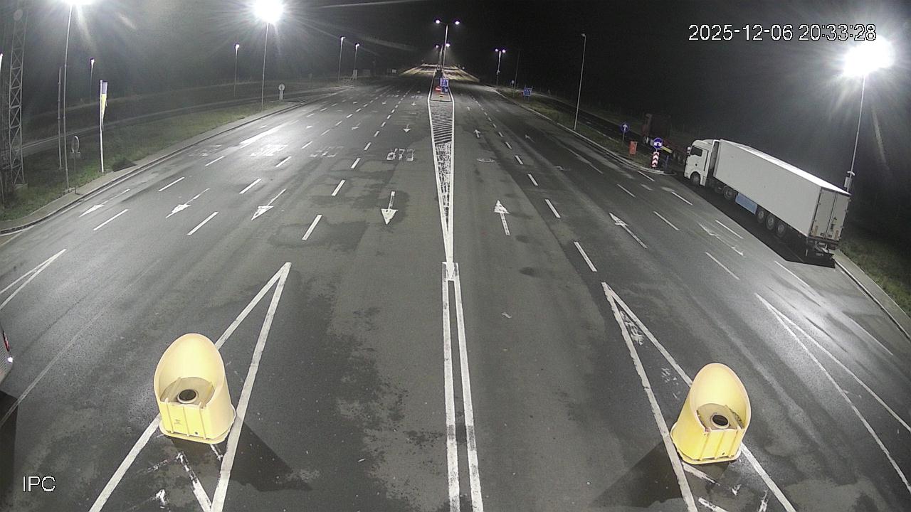 Webcam Image 1765049688