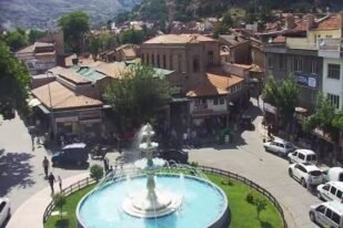 Afyon Kalesi Canlı Bedesten Önü Mobese izle